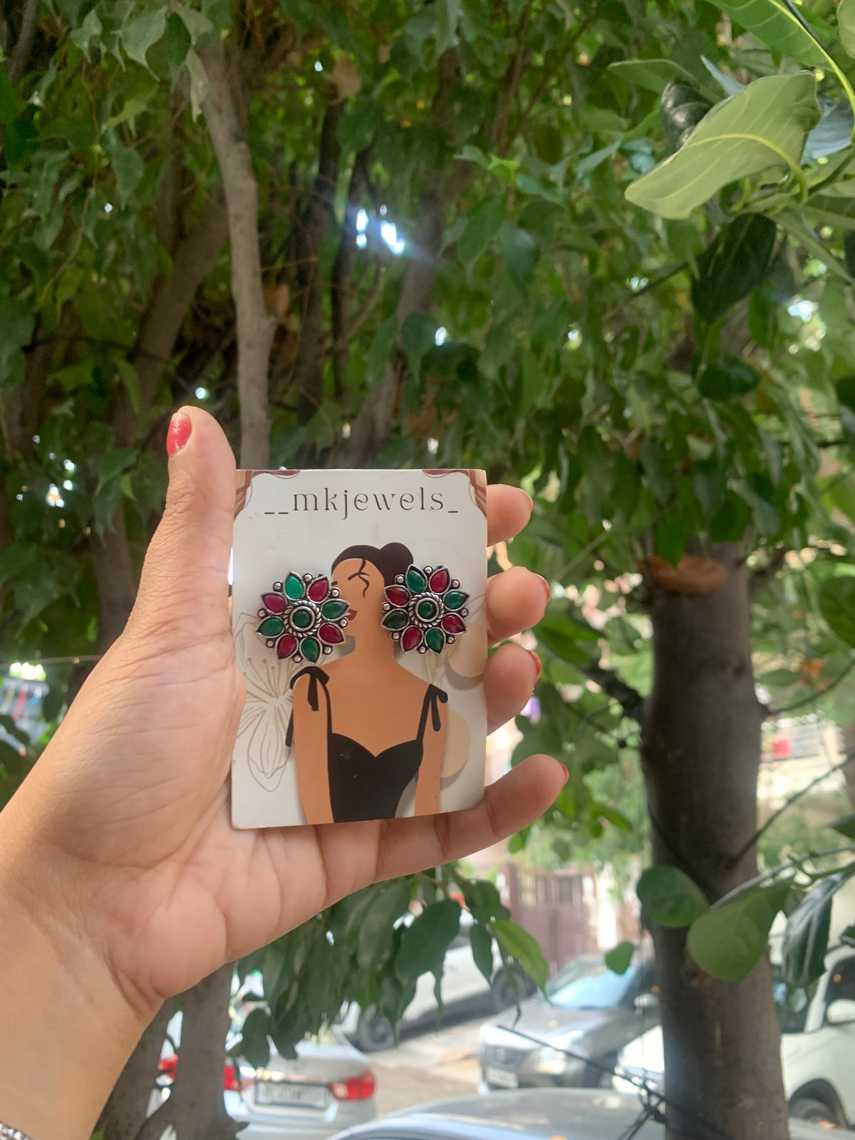 Multi colour brass earrings😍