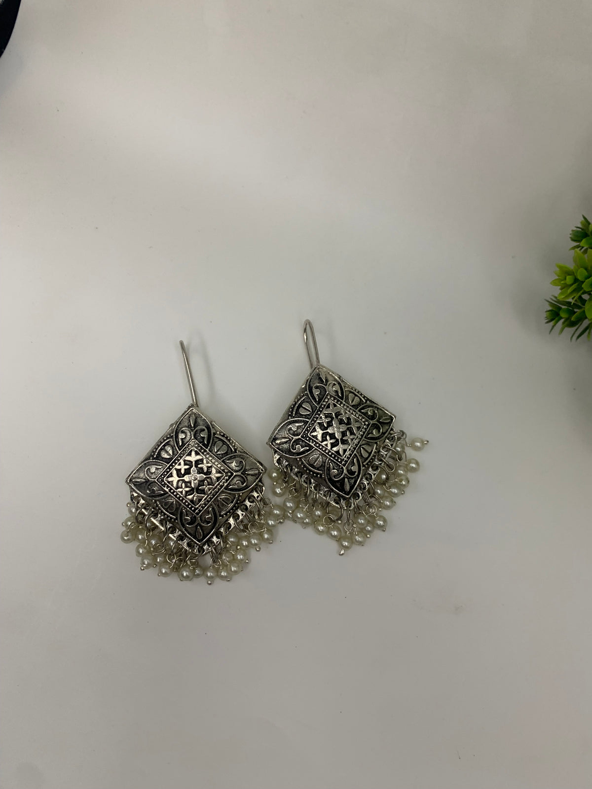 Oxidised Pearl earrings